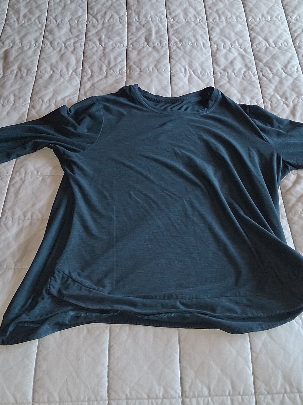 Skechers Men's Long Sleeve Crew Tee in Dark Teal